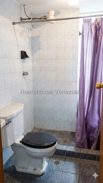 Apartamento (1 Nivel) en Venta en Santa Eduvigis, Distrito Metropolitano - 12