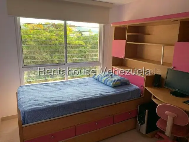 Apartamento (1 Nivel) en Alquiler en Escampadero, Distrito Metropolitano - 24
