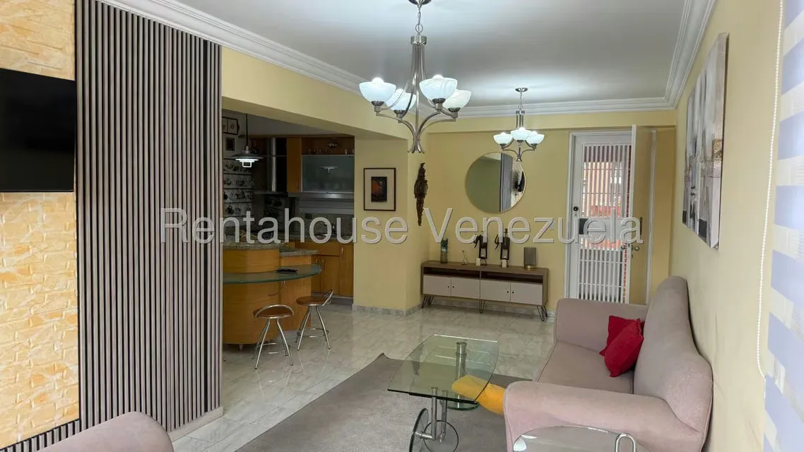 Apartamento (1 Nivel) en Alquiler en Boleita Norte, Distrito Metropolitano - 3
