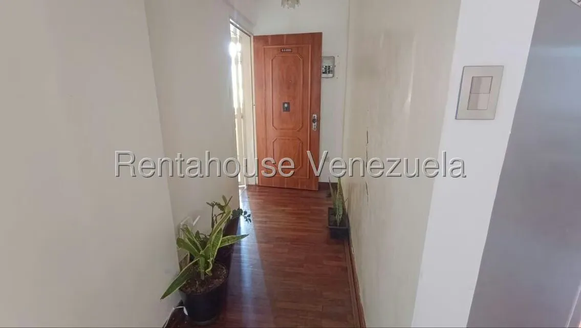 Apartamento (1 Nivel) en Venta en Prebo I, Carabobo - 4