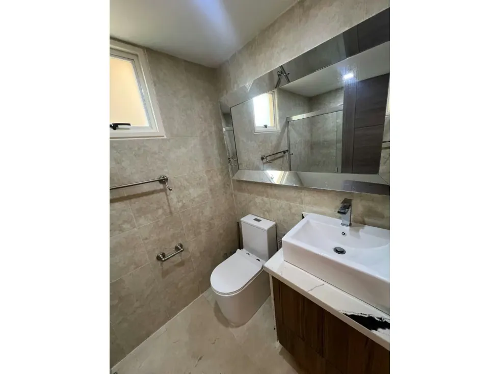 SE VENDE APARTAMENTO EN ESCAMPADERO - 2