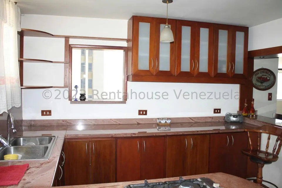 Apartamento (1 Nivel) en Venta en El Marques, Distrito Metropolitano - 11