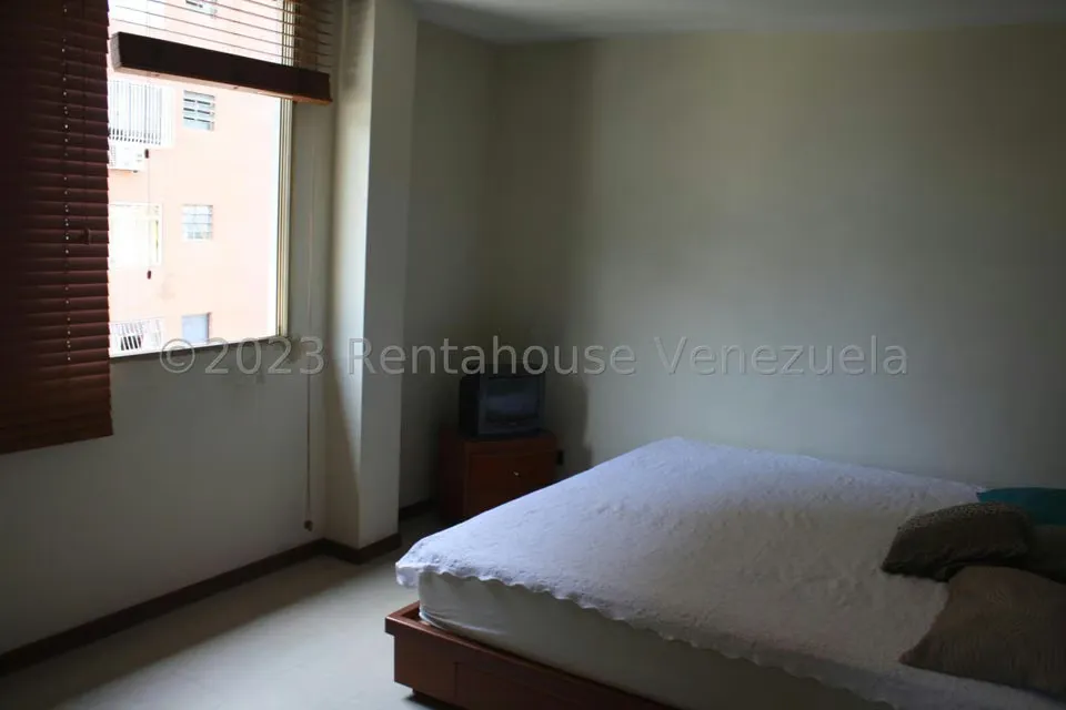Apartamento (1 Nivel) en Venta en El Marques, Distrito Metropolitano - 26