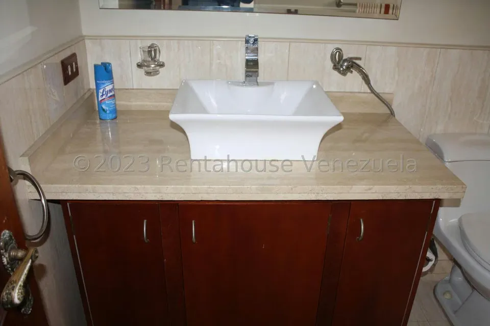 Apartamento (1 Nivel) en Venta en El Marques, Distrito Metropolitano - 29