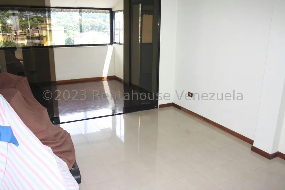 Apartamento (1 Nivel) en Venta en El Marques, Distrito Metropolitano - 31