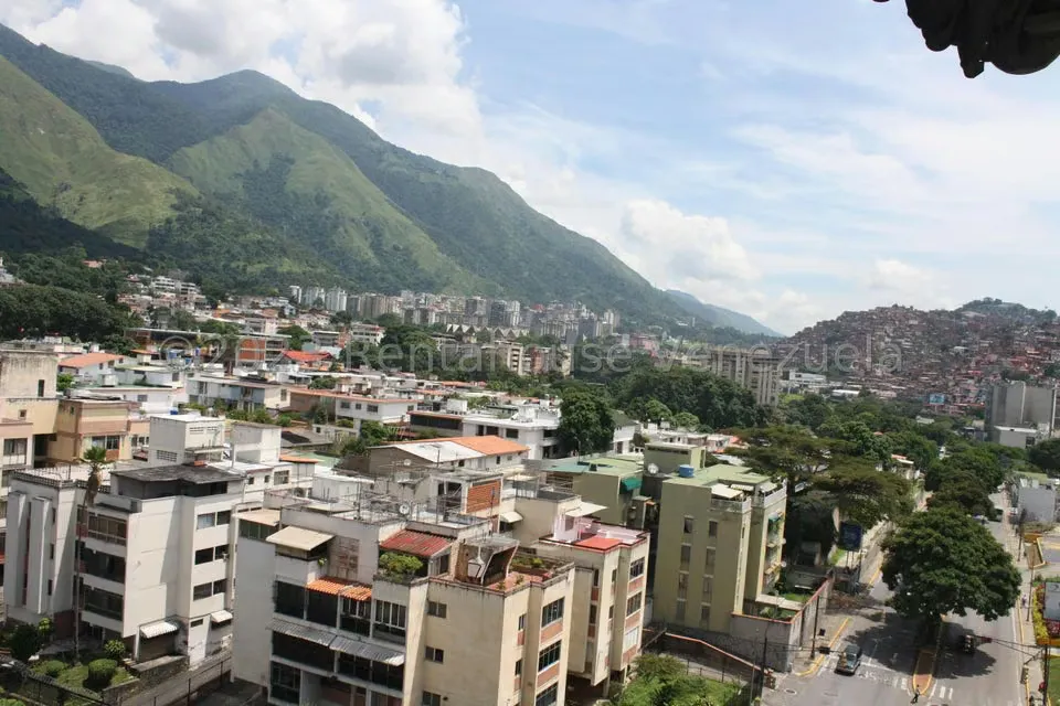 Apartamento (1 Nivel) en Venta en El Marques, Distrito Metropolitano - 37