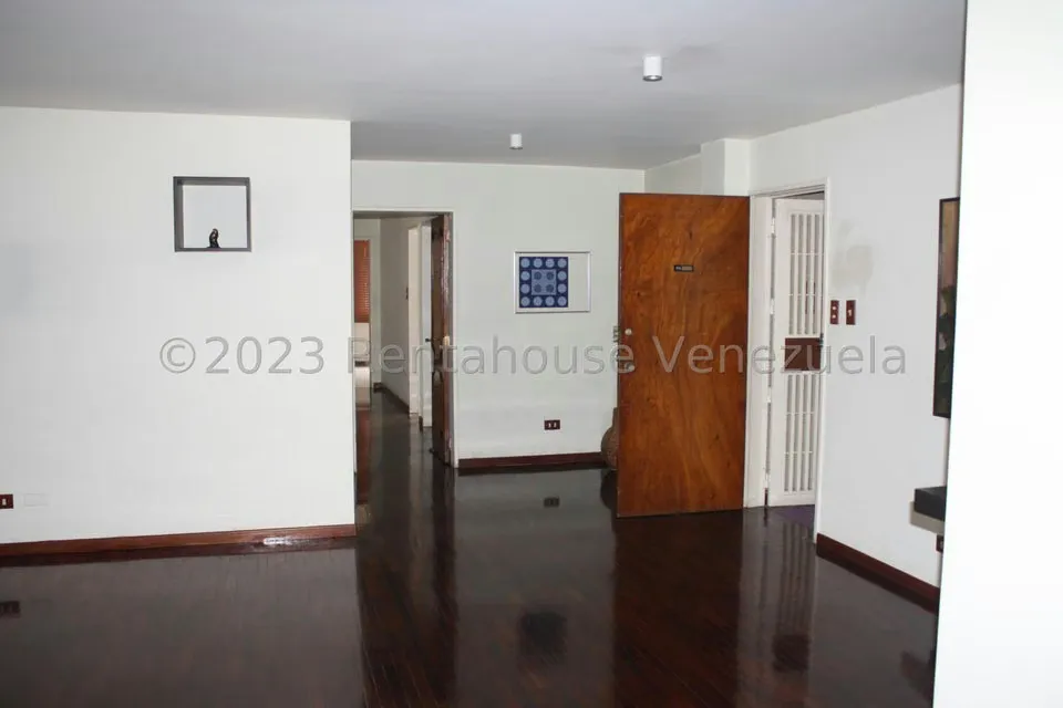 Apartamento (1 Nivel) en Venta en El Marques, Distrito Metropolitano - 44