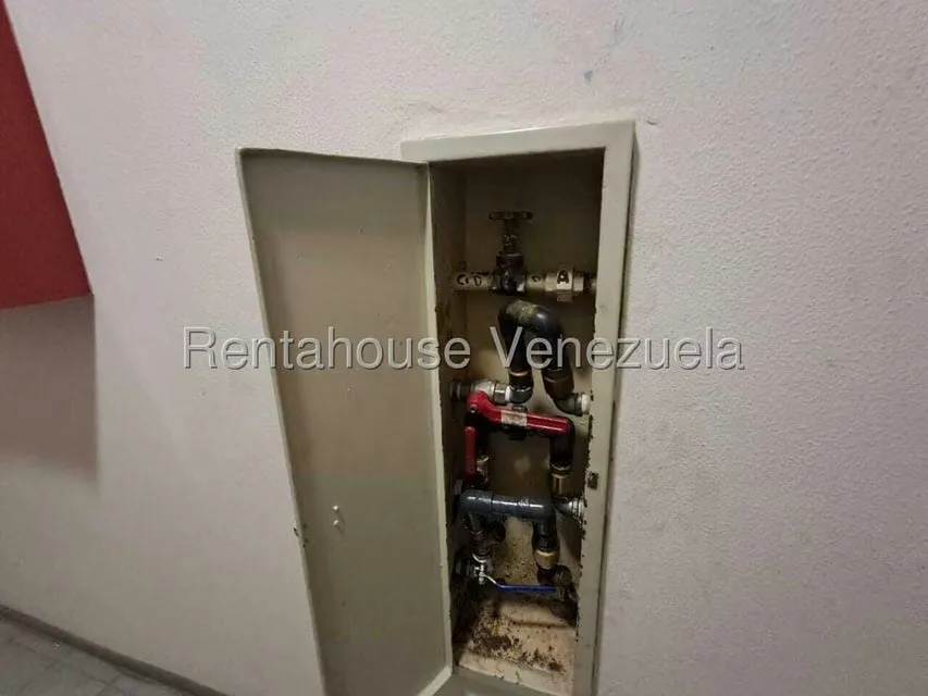 Apartamento (1 Nivel) en Venta en La Bonita, Distrito Metropolitano - 37