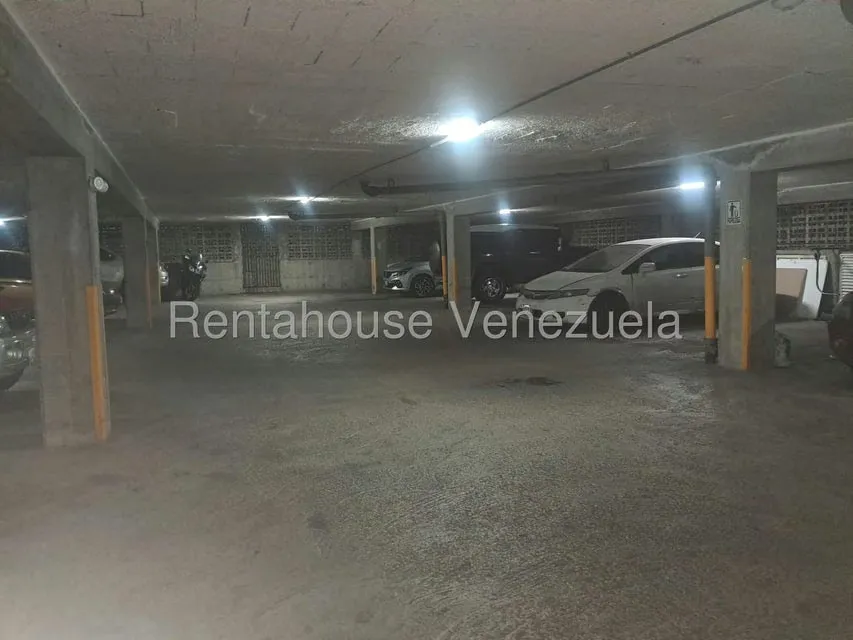 Apartamento (1 Nivel) en Venta en La Bonita, Distrito Metropolitano - 40