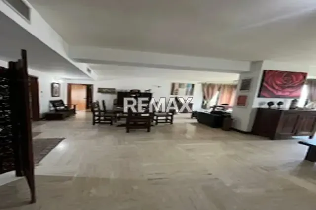 APARTAMENTO EN VENTA - URB. LAS MERCEDES - 4