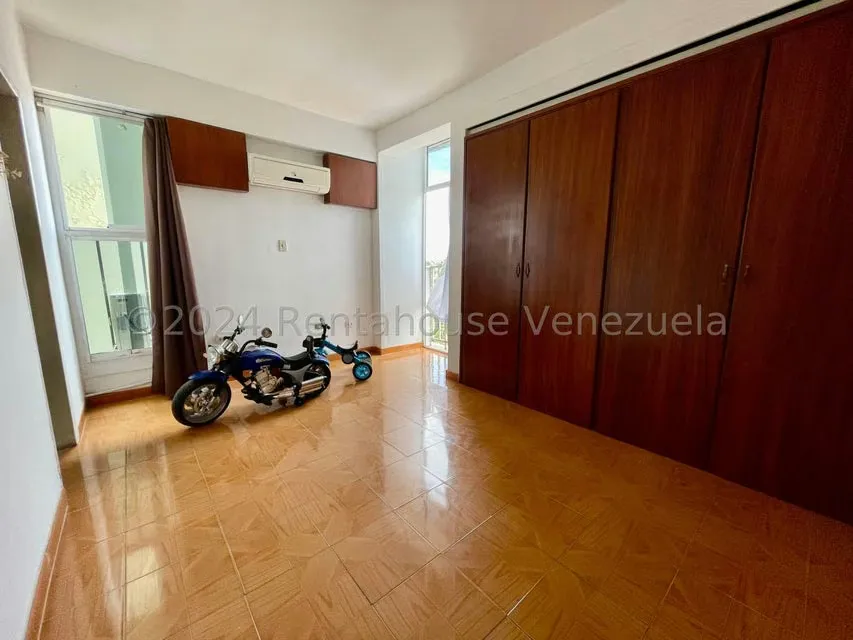 Apartamento (1 Nivel) en Venta en Zona Este, Lara - 18