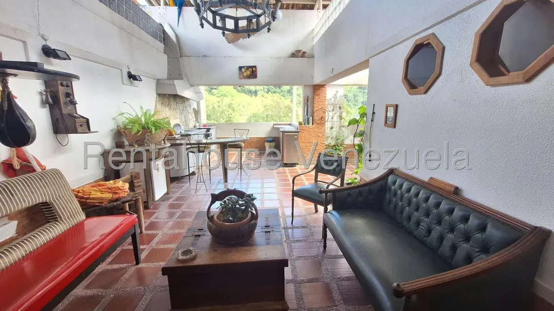 Apartamento (Duplex) en Venta en El Cigarral, Distrito Metropolitano - 16