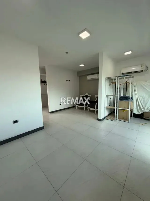 Venta de Oficinas La Arboleda, Maracay - 2