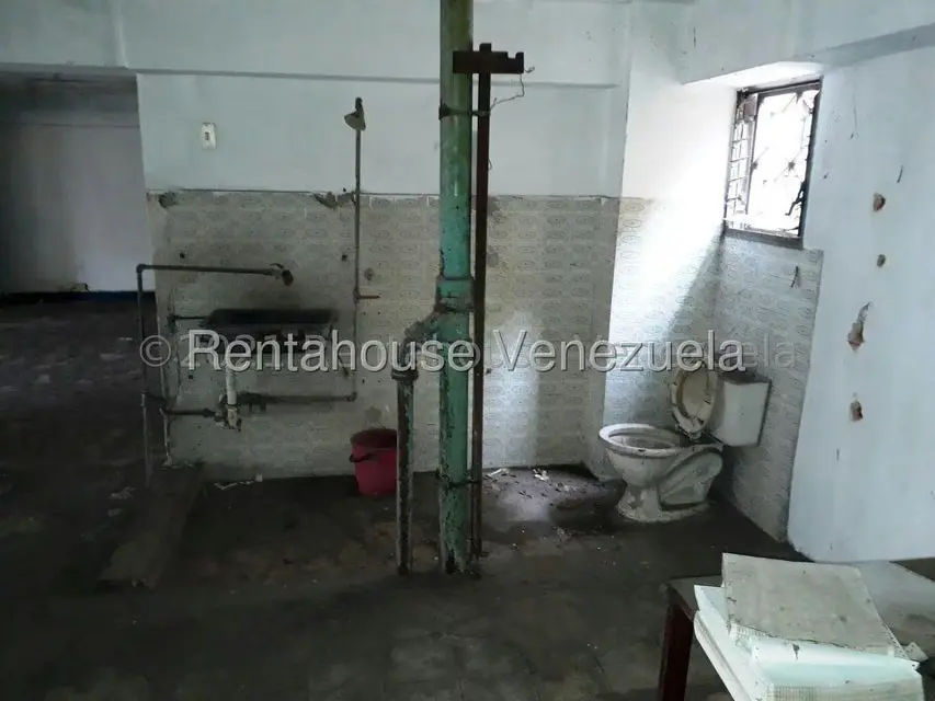 Local Comercial en Venta en El Paraiso, Distrito Metropolitano - 25