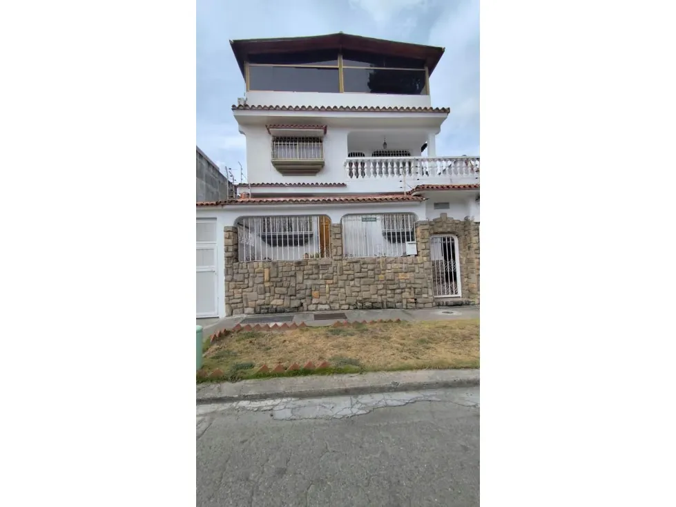 Casa en venta 340m², La California Norte