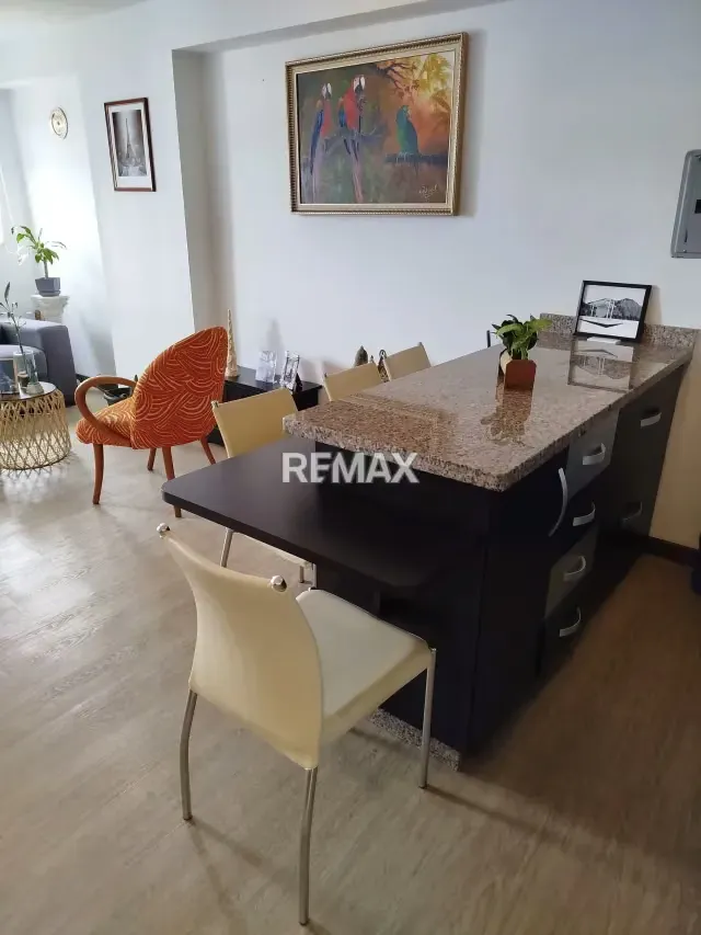 Lindo Apartamento en Alquiler en la Urbanización Miravila, Parque Caiza, Municipio Sucre. - 16