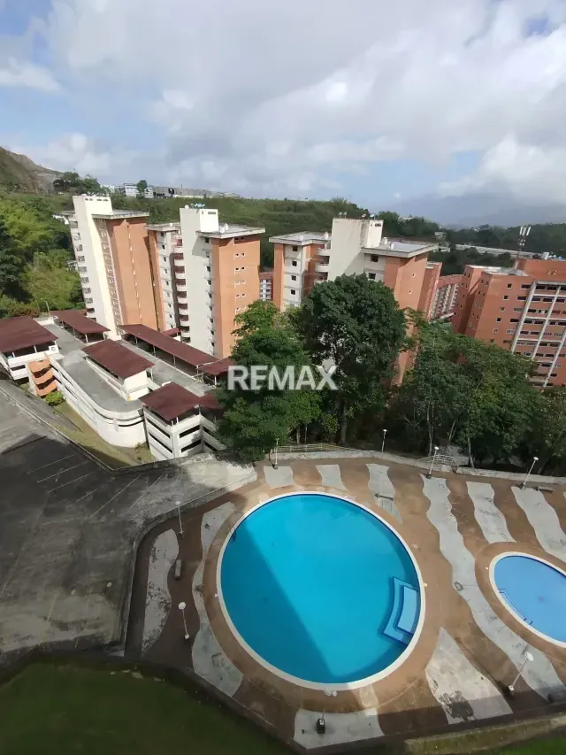 Lindo Apartamento en Alquiler en la Urbanización Miravila, Parque Caiza, Municipio Sucre. - 17