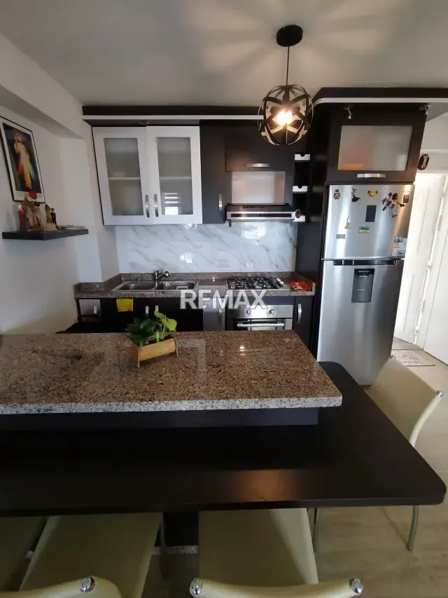 Lindo Apartamento en Alquiler en la Urbanización Miravila, Parque Caiza, Municipio Sucre. - 5