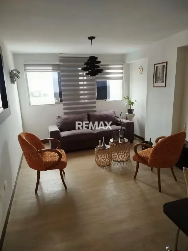 Lindo Apartamento en Alquiler en la Urbanización Miravila, Parque Caiza, Municipio Sucre. - 7