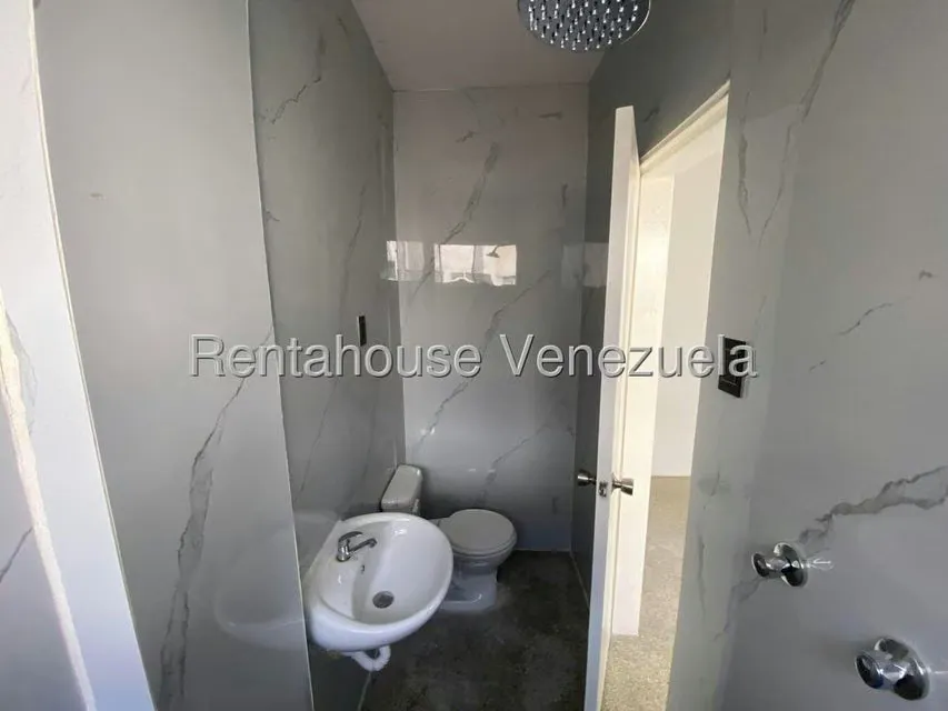 Apartamento (1 Nivel) en Venta en Lebrun, Distrito Metropolitano - 11