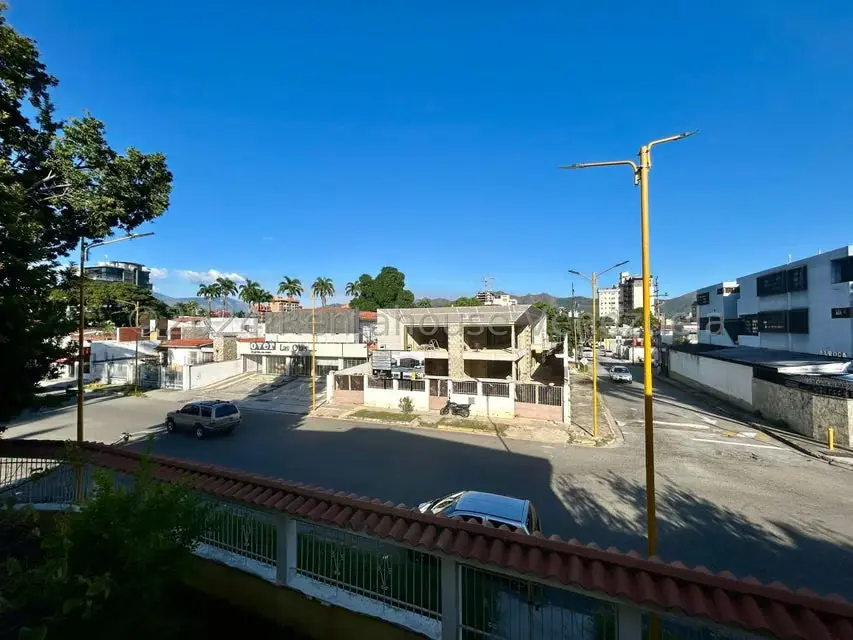 Casa (Duplex) en Venta en La Viña, Carabobo - 29