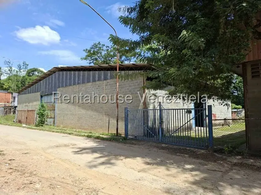 Galpon - Deposito en Venta en Santa Lucia, Miranda - 2