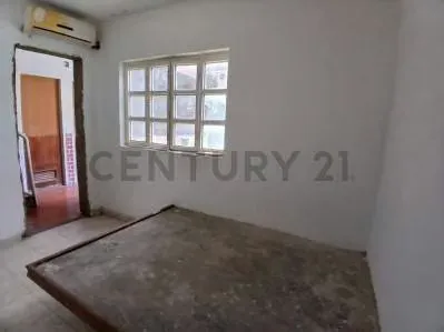 Edificio residencial y comercial de 564 m² en Porlamar - 4