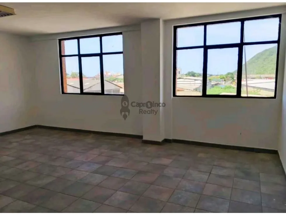 Se vende Edificio Comercial en Puerto Cabello, centro Av.juan J.Flores - 22