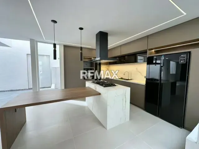Casa Moderna a Estrenar – Urb. Villa Franca - 11