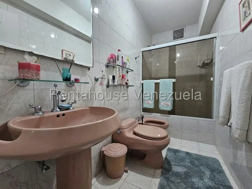 Townhouse (1 Nivel) en Venta en El Hatillo, Distrito Metropolitano - 34