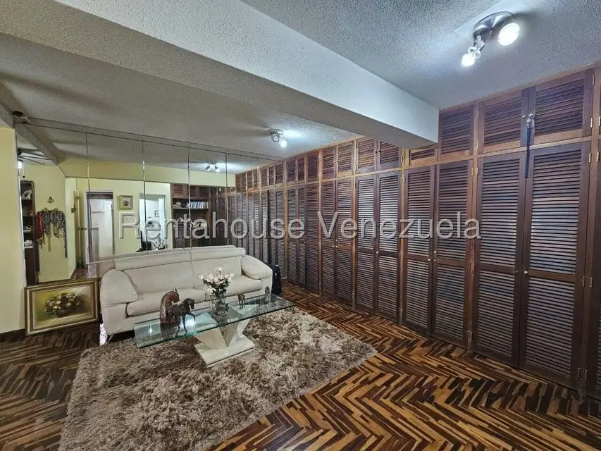 Townhouse (1 Nivel) en Venta en El Hatillo, Distrito Metropolitano - 36