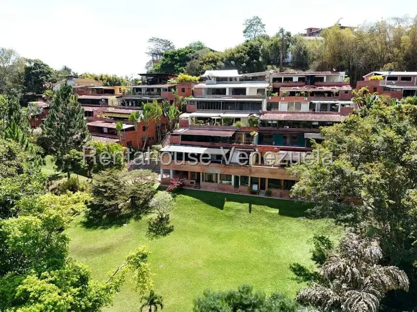 Townhouse (1 Nivel) en Venta en El Hatillo, Distrito Metropolitano - 56