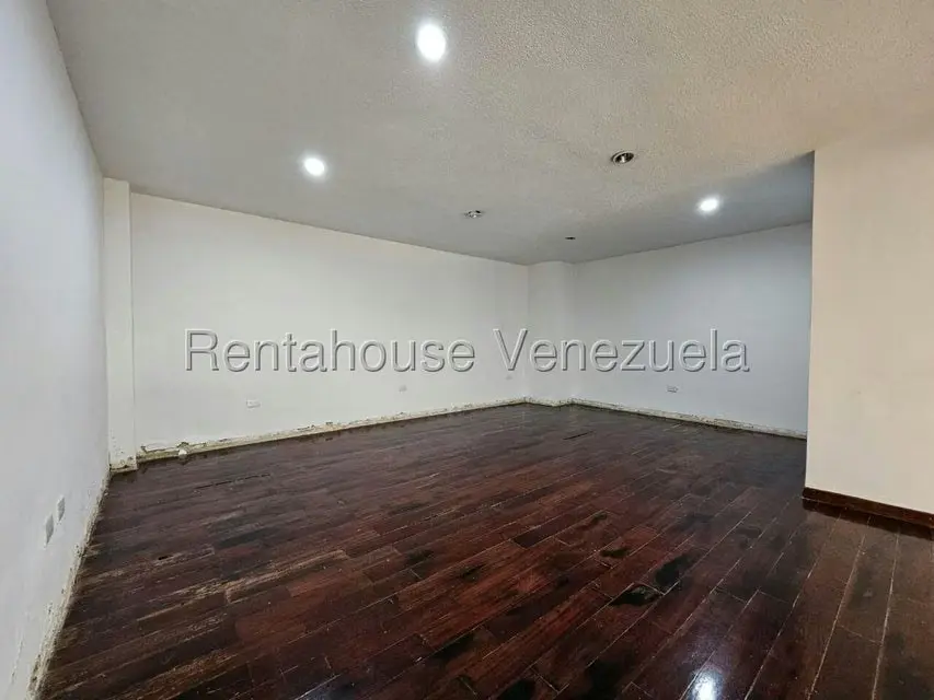 Townhouse (1 Nivel) en Venta en El Hatillo, Distrito Metropolitano - 63