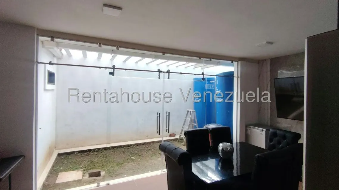Casa (Duplex) en Alquiler en Prados del Golf, Lara - 9