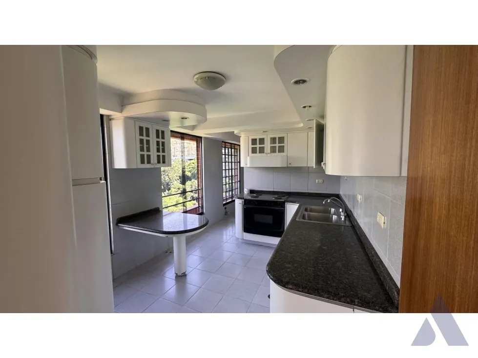 Se vende apartamento 152m2 Urb. Miranda 7094 - 11
