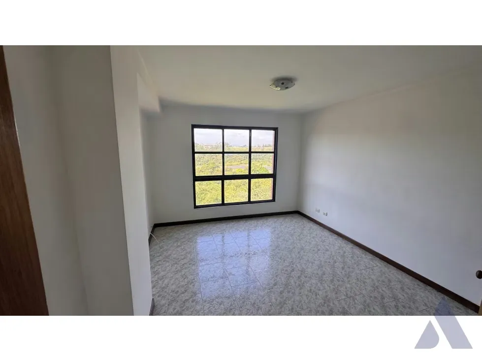 Se vende apartamento 152m2 Urb. Miranda 7094 - 14