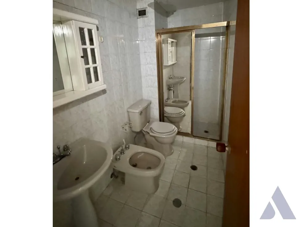 Se vende apartamento 152m2 Urb. Miranda 7094 - 18