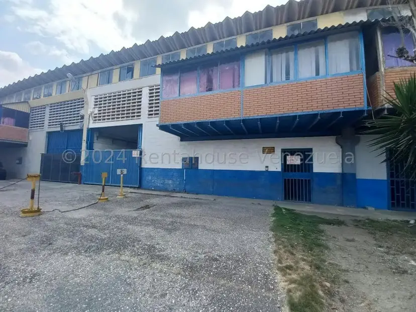 Comercial (Galpon - Deposito) en Venta en Zona Industrial 2, Lara