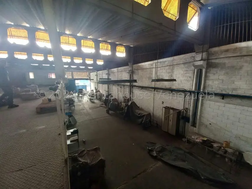 Galpon - Deposito en Venta en Zona Industrial 2, Lara - 24
