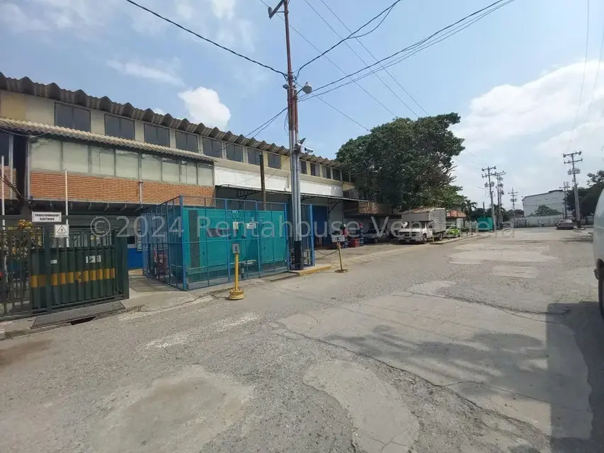 Galpon - Deposito en Venta en Zona Industrial 2, Lara - 49
