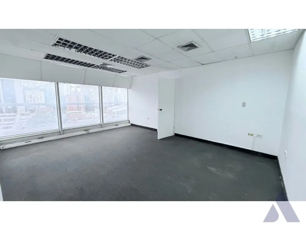 Alquilo oficina 120m2 Torre Molvinet El Recreo 0670 - 12
