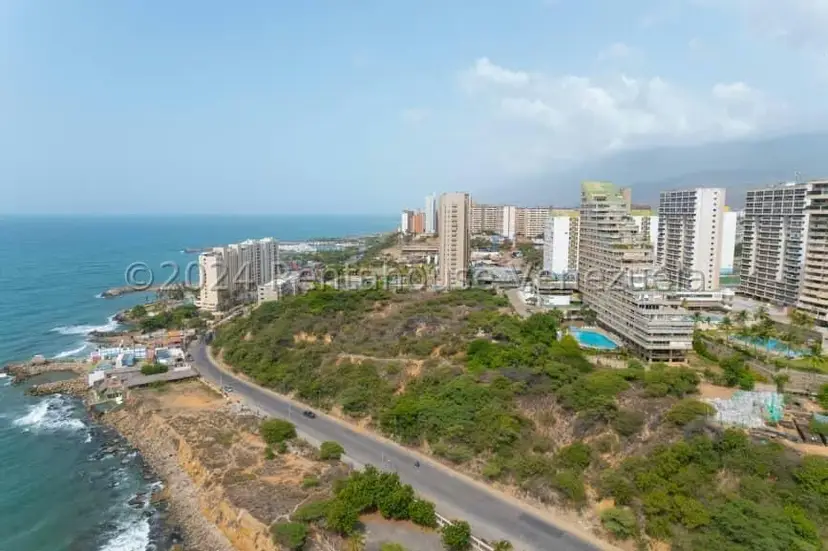 Terreno (Comercial) en Venta en Playa Grande, Vargas