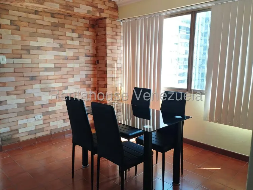 Apartamento (1 Nivel) en Alquiler en Santa Elena, Lara - 3