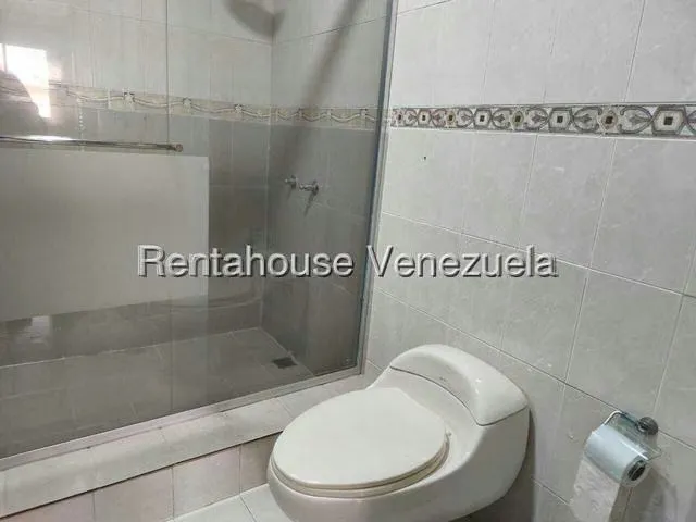 Casa (Multipes Niveles) en Venta en Avenida Milagro Norte, Zulia - 15