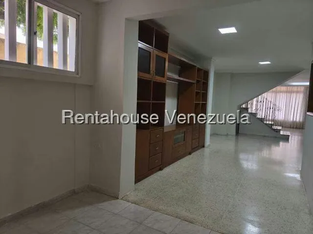 Casa (Multipes Niveles) en Venta en Avenida Milagro Norte, Zulia - 24