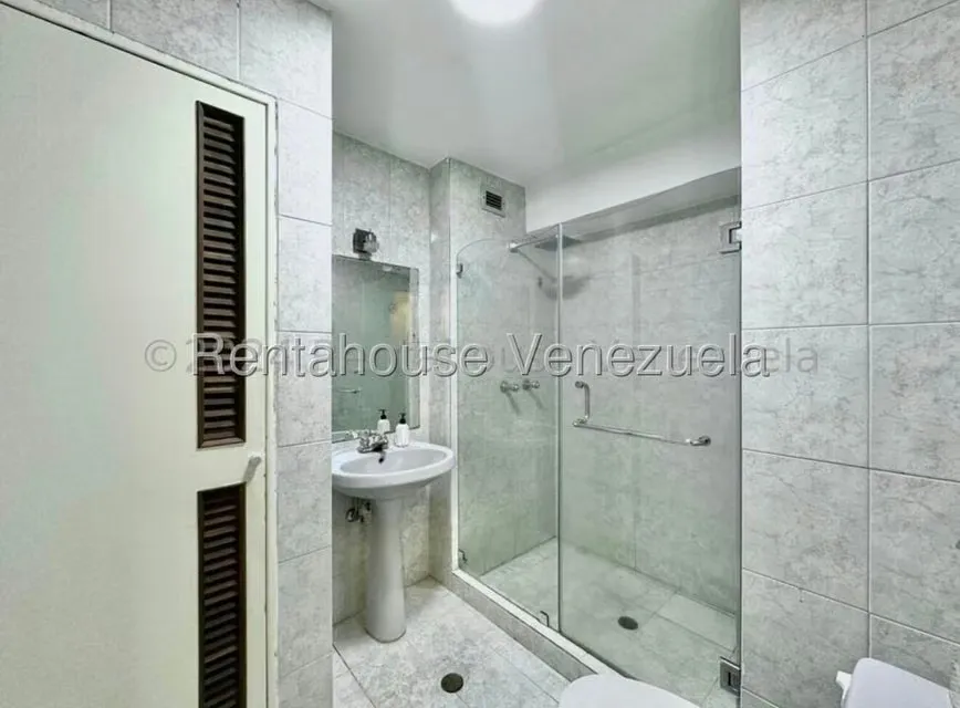 Apartamento (1 Nivel) en Venta en Miranda, Distrito Metropolitano - 11