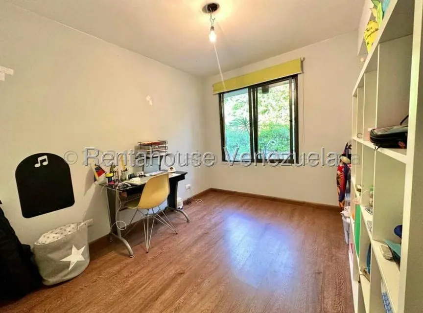 Apartamento (1 Nivel) en Venta en Miranda, Distrito Metropolitano - 9