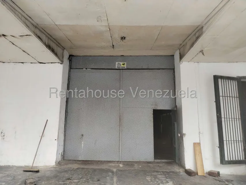 Galpon - Deposito en Alquiler en Puente Hierro, Distrito Metropolitano