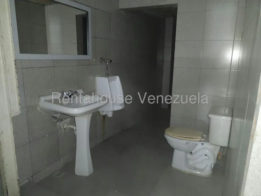 Galpon - Deposito en Alquiler en Puente Hierro, Distrito Metropolitano - 15