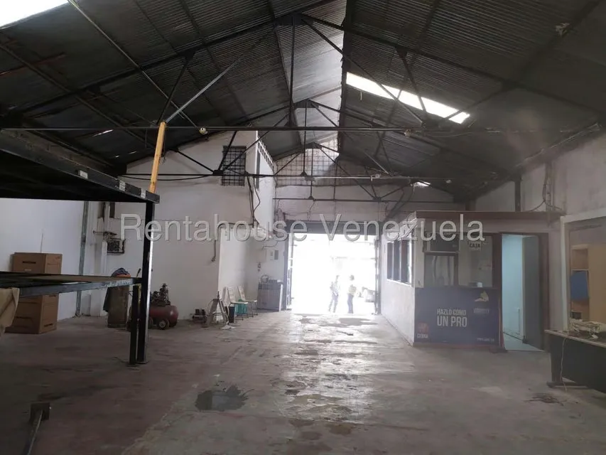 Galpon - Deposito en Alquiler en Puente Hierro, Distrito Metropolitano - 20